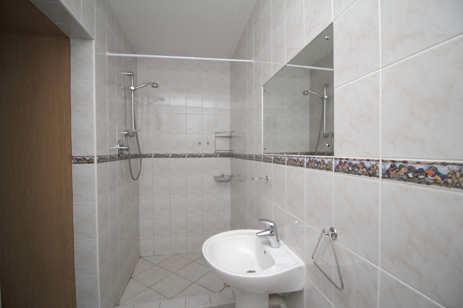 3 Bedroom Property for Sale in Menkenkop Western Cape